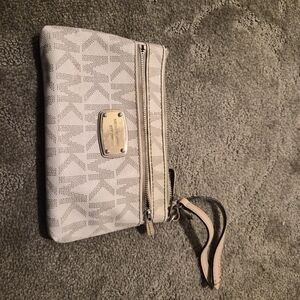 Michael Kors White and Gray Wristlet